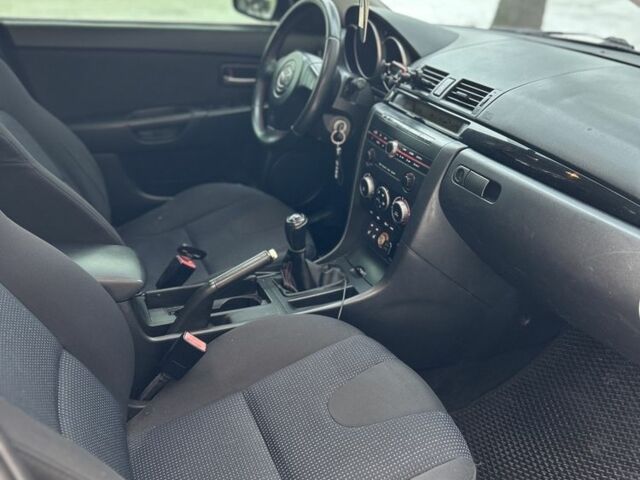 Серый Мазда 3, объемом двигателя 0 л и пробегом 255 тыс. км за 3900 $, фото 11 на Automoto.ua