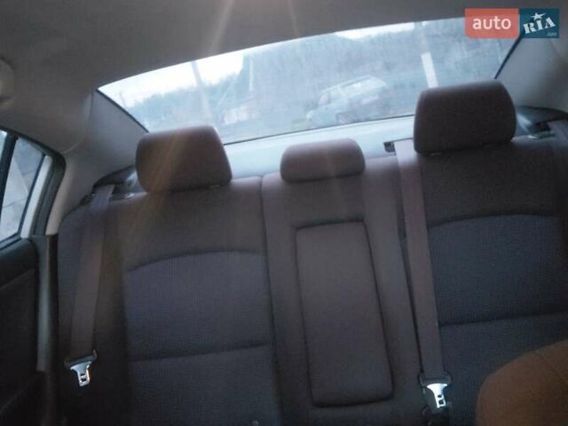 Сірий Мазда 3, об'ємом двигуна 1.56 л та пробігом 354 тис. км за 5500 $, фото 1 на Automoto.ua