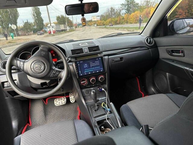 Сірий Мазда 3, об'ємом двигуна 2 л та пробігом 300 тис. км за 5500 $, фото 8 на Automoto.ua