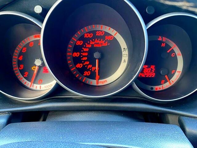 Сірий Мазда 3, об'ємом двигуна 2.3 л та пробігом 250 тис. км за 3500 $, фото 3 на Automoto.ua
