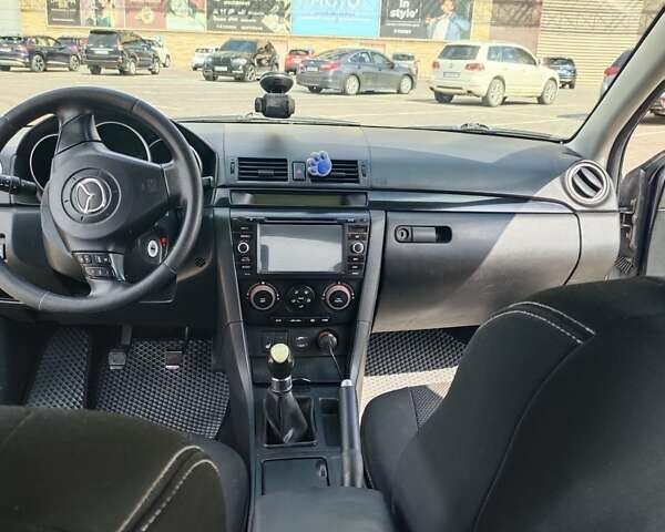 Серый Мазда 3, объемом двигателя 1.6 л и пробегом 288 тыс. км за 3300 $, фото 13 на Automoto.ua