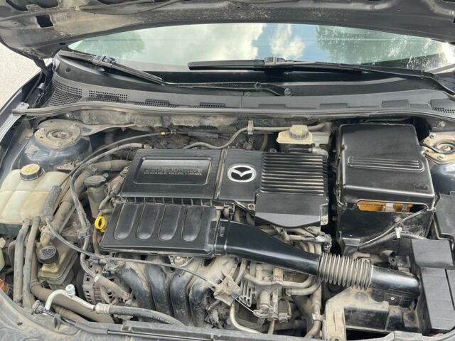 Сірий Мазда 3, об'ємом двигуна 1.6 л та пробігом 230 тис. км за 3900 $, фото 7 на Automoto.ua