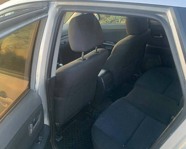 Сірий Мазда 3, об'ємом двигуна 1.56 л та пробігом 315 тис. км за 3999 $, фото 10 на Automoto.ua