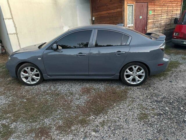 Сірий Мазда 3, об'ємом двигуна 2 л та пробігом 300 тис. км за 5500 $, фото 1 на Automoto.ua