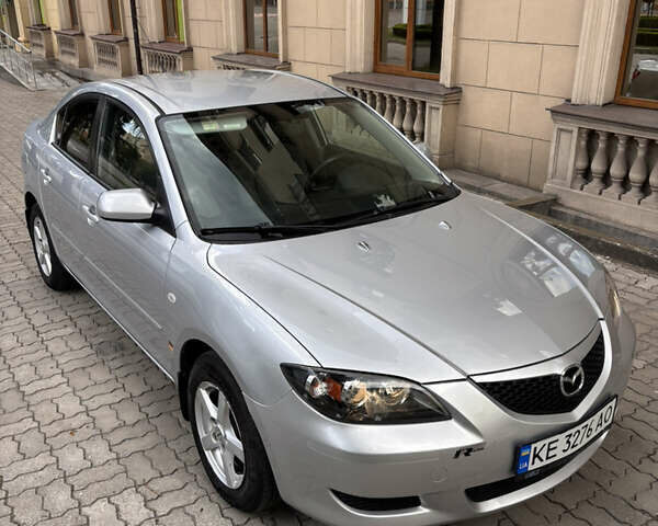 Серый Мазда 3, объемом двигателя 1.6 л и пробегом 290 тыс. км за 4350 $, фото 4 на Automoto.ua