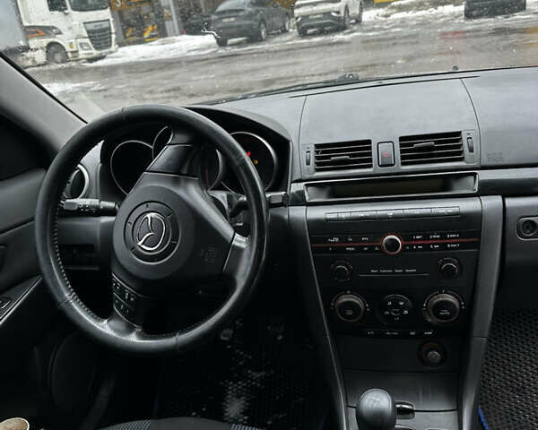 Серый Мазда 3, объемом двигателя 1.56 л и пробегом 388 тыс. км за 3500 $, фото 4 на Automoto.ua