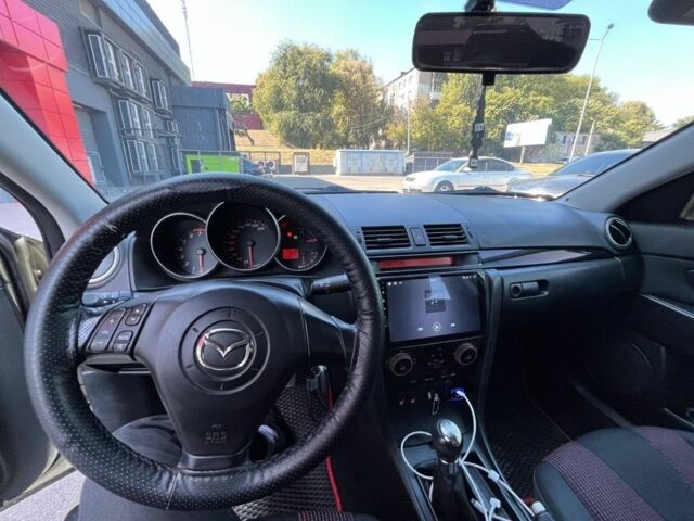 Сірий Мазда 3, об'ємом двигуна 1.6 л та пробігом 315 тис. км за 4290 $, фото 7 на Automoto.ua