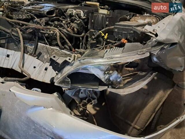 Серый Мазда 3, объемом двигателя 1.6 л и пробегом 320 тыс. км за 3000 $, фото 2 на Automoto.ua