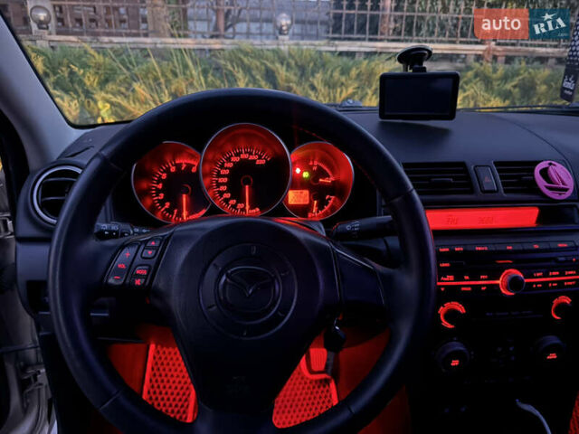 Серый Мазда 3, объемом двигателя 1.6 л и пробегом 238 тыс. км за 3600 $, фото 24 на Automoto.ua