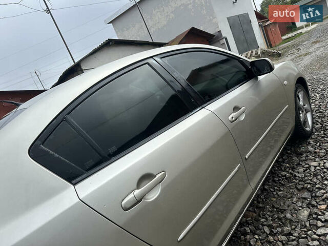 Сірий Мазда 3, об'ємом двигуна 1.6 л та пробігом 301 тис. км за 2750 $, фото 10 на Automoto.ua