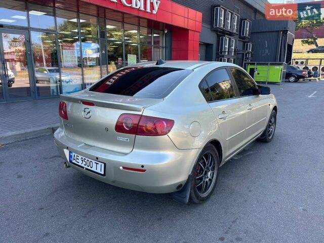 Сірий Мазда 3, об'ємом двигуна 1.6 л та пробігом 316 тис. км за 4200 $, фото 9 на Automoto.ua