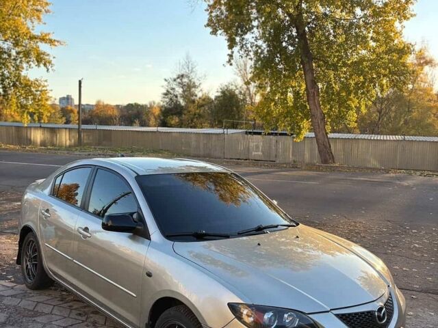 Сірий Мазда 3, об'ємом двигуна 1.6 л та пробігом 316 тис. км за 4200 $, фото 5 на Automoto.ua
