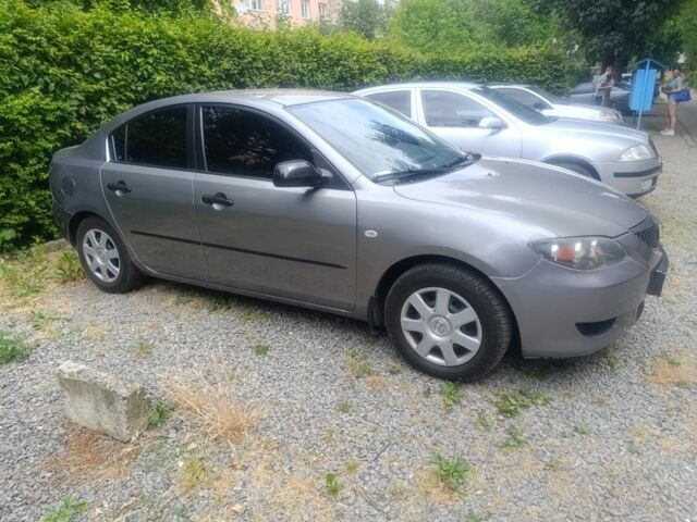 Сірий Мазда 3, об'ємом двигуна 1.6 л та пробігом 300 тис. км за 3000 $, фото 3 на Automoto.ua