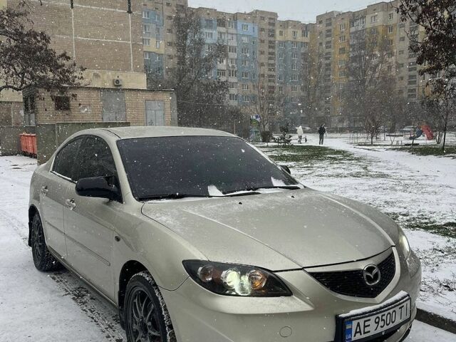 Сірий Мазда 3, об'ємом двигуна 1.6 л та пробігом 316 тис. км за 4200 $, фото 1 на Automoto.ua