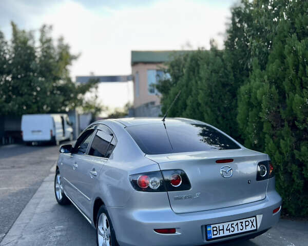 Сірий Мазда 3, об'ємом двигуна 1.6 л та пробігом 302 тис. км за 5100 $, фото 10 на Automoto.ua
