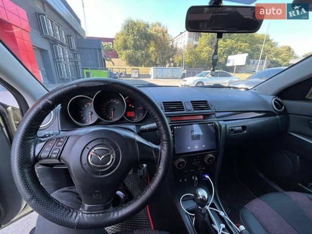 Сірий Мазда 3, об'ємом двигуна 1.6 л та пробігом 316 тис. км за 4200 $, фото 14 на Automoto.ua