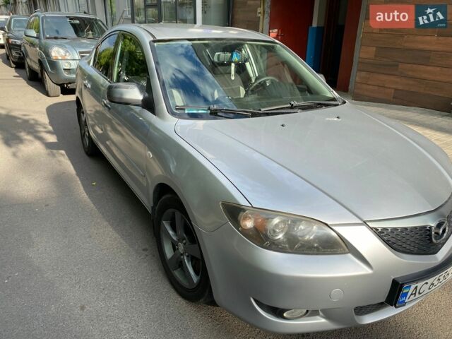 Сірий Мазда 3, об'ємом двигуна 1.6 л та пробігом 263 тис. км за 4500 $, фото 3 на Automoto.ua