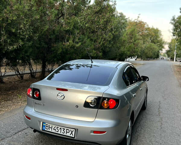 Сірий Мазда 3, об'ємом двигуна 1.6 л та пробігом 302 тис. км за 5100 $, фото 71 на Automoto.ua