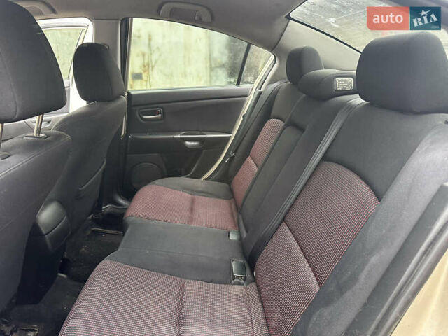 Сірий Мазда 3, об'ємом двигуна 1.6 л та пробігом 301 тис. км за 2750 $, фото 22 на Automoto.ua