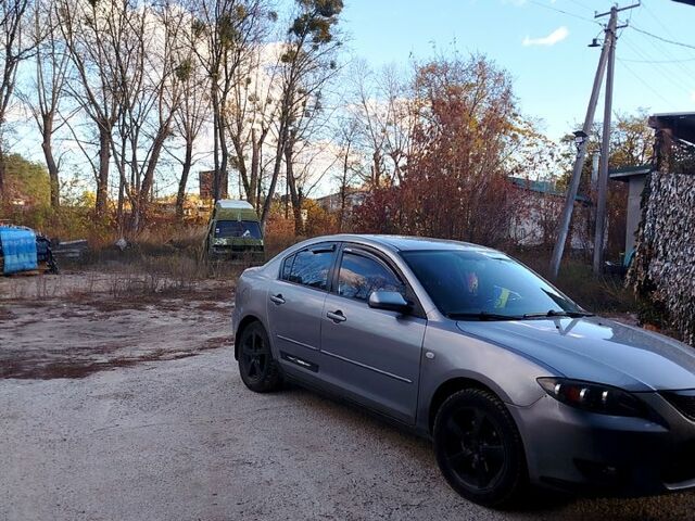 Серый Мазда 3, объемом двигателя 1.6 л и пробегом 290 тыс. км за 3500 $, фото 2 на Automoto.ua