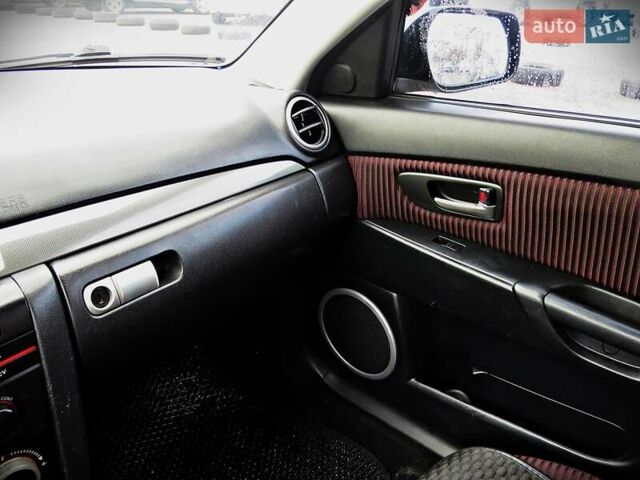 Сірий Мазда 3, об'ємом двигуна 2 л та пробігом 178 тис. км за 5200 $, фото 13 на Automoto.ua