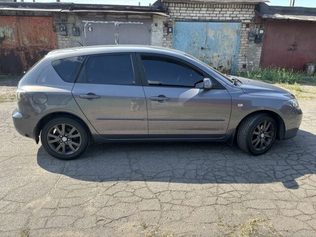 Сірий Мазда 3, об'ємом двигуна 1.6 л та пробігом 230 тис. км за 6000 $, фото 7 на Automoto.ua