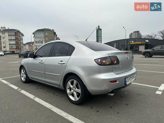 Серый Мазда 3, объемом двигателя 1.6 л и пробегом 127 тыс. км за 4900 $, фото 6 на Automoto.ua