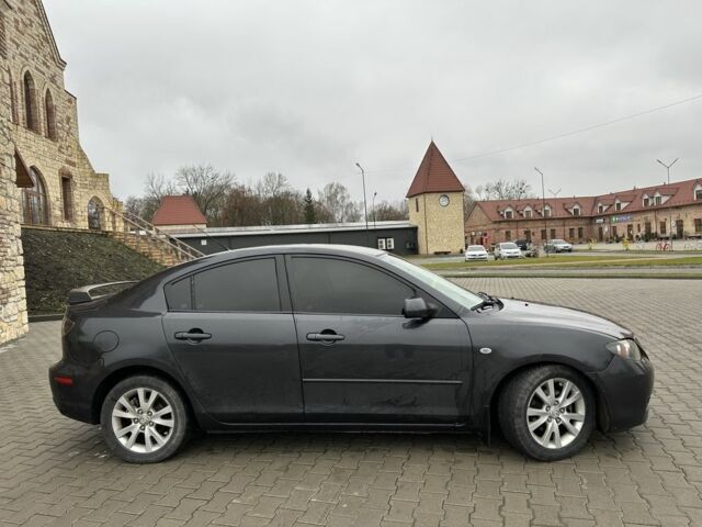 Серый Мазда 3, объемом двигателя 1.6 л и пробегом 310 тыс. км за 4400 $, фото 3 на Automoto.ua