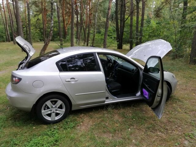 Сірий Мазда 3, об'ємом двигуна 1.6 л та пробігом 187 тис. км за 4700 $, фото 22 на Automoto.ua