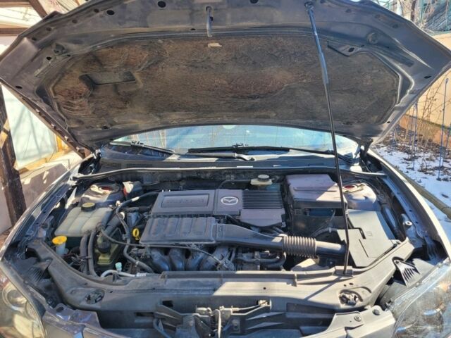 Сірий Мазда 3, об'ємом двигуна 1.6 л та пробігом 190 тис. км за 4700 $, фото 7 на Automoto.ua