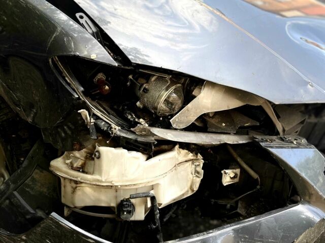 Сірий Мазда 3, об'ємом двигуна 1.6 л та пробігом 190 тис. км за 2500 $, фото 8 на Automoto.ua