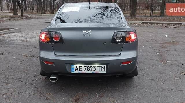 Серый Мазда 3, объемом двигателя 1.6 л и пробегом 301 тыс. км за 5400 $, фото 22 на Automoto.ua