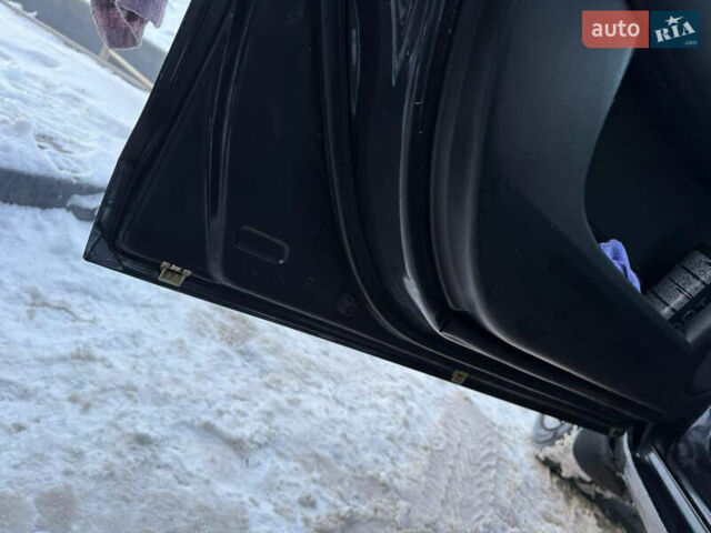 Серый Мазда 3, объемом двигателя 1.6 л и пробегом 279 тыс. км за 5000 $, фото 13 на Automoto.ua