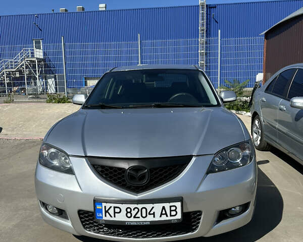Серый Мазда 3, объемом двигателя 1.6 л и пробегом 194 тыс. км за 5500 $, фото 1 на Automoto.ua