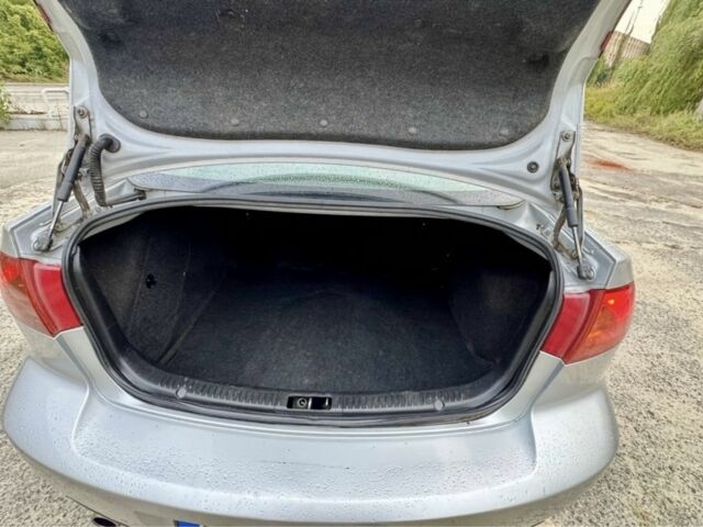 Серый Мазда 3, объемом двигателя 2 л и пробегом 216 тыс. км за 4400 $, фото 7 на Automoto.ua