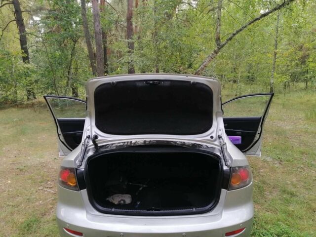 Сірий Мазда 3, об'ємом двигуна 1.6 л та пробігом 187 тис. км за 4700 $, фото 15 на Automoto.ua