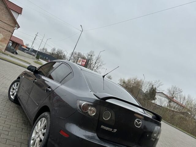 Серый Мазда 3, объемом двигателя 1.6 л и пробегом 310 тыс. км за 4400 $, фото 5 на Automoto.ua