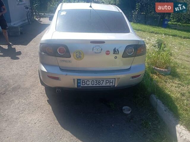 Сірий Мазда 3, об'ємом двигуна 1.6 л та пробігом 161 тис. км за 4500 $, фото 1 на Automoto.ua