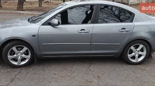 Серый Мазда 3, объемом двигателя 1.6 л и пробегом 301 тыс. км за 5400 $, фото 5 на Automoto.ua