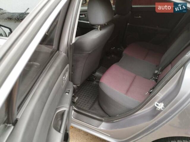 Сірий Мазда 3, об'ємом двигуна 1.6 л та пробігом 238 тис. км за 5150 $, фото 5 на Automoto.ua