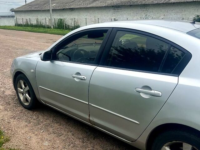 Серый Мазда 3, объемом двигателя 2 л и пробегом 213 тыс. км за 4200 $, фото 7 на Automoto.ua