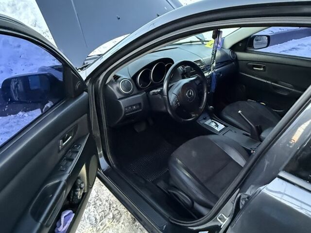 Сірий Мазда 3, об'ємом двигуна 1.6 л та пробігом 279 тис. км за 5000 $, фото 3 на Automoto.ua