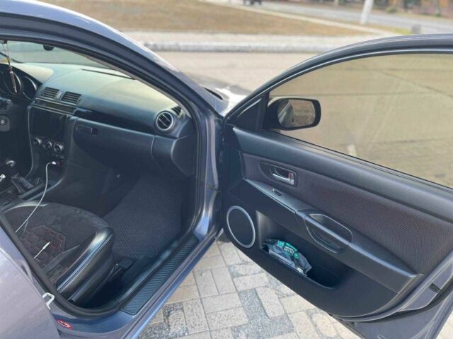 Мазда 3 2006 в Краматорске на Automoto.ua Серый Мазда 3, объемом двигателя 1.6 л и пробегом 237 тыс. км за 5100 $, фото 5 на Automoto.ua