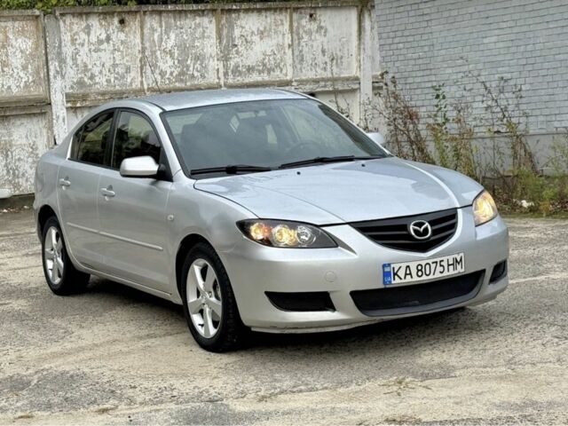 Серый Мазда 3, объемом двигателя 2 л и пробегом 216 тыс. км за 4400 $, фото 3 на Automoto.ua