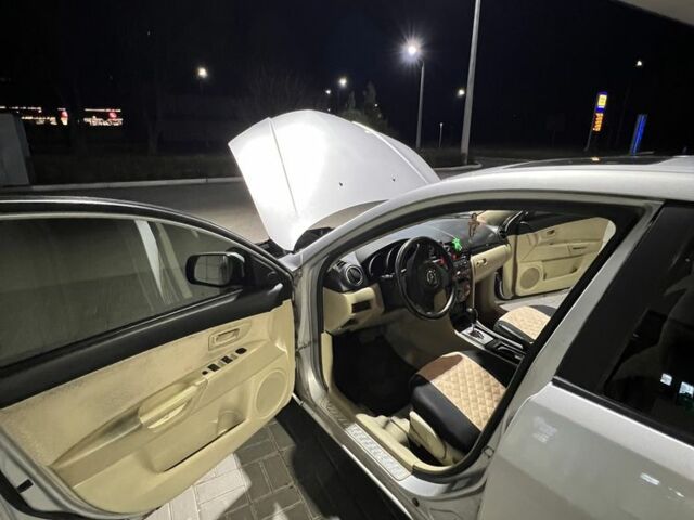 Серый Мазда 3, объемом двигателя 1.6 л и пробегом 2 тыс. км за 5000 $, фото 2 на Automoto.ua