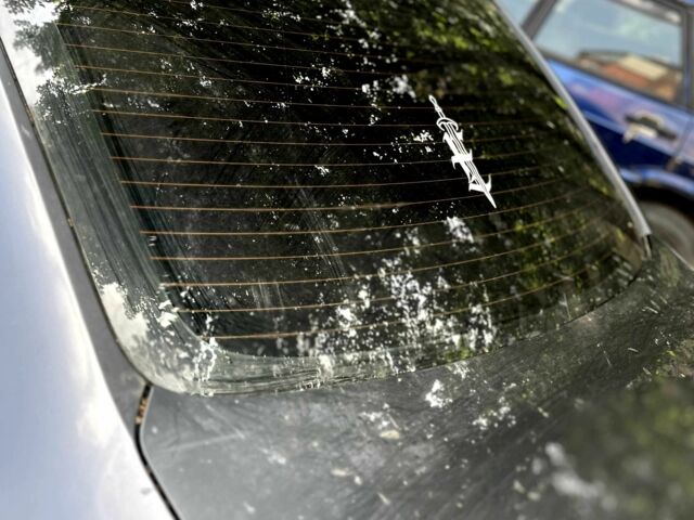 Сірий Мазда 3, об'ємом двигуна 1.6 л та пробігом 190 тис. км за 2500 $, фото 15 на Automoto.ua