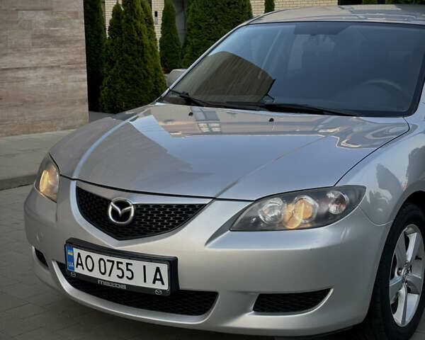 Серый Мазда 3, объемом двигателя 1.6 л и пробегом 160 тыс. км за 5000 $, фото 2 на Automoto.ua