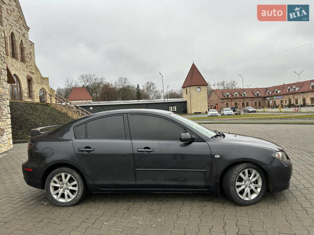 Серый Мазда 3, объемом двигателя 1.6 л и пробегом 310 тыс. км за 4400 $, фото 2 на Automoto.ua