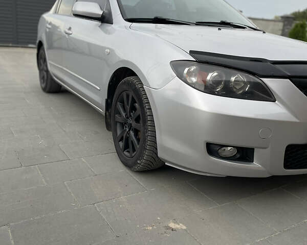 Мазда 3 2006 в Львове на Automoto.ua Серый Мазда 3, объемом двигателя 1.6 л и пробегом 200 тыс. км за 4750 $, фото 1 на Automoto.ua