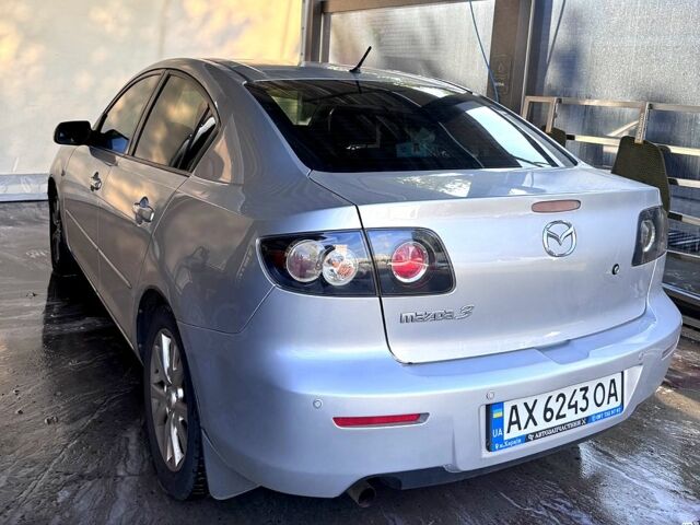 Сірий Мазда 3, об'ємом двигуна 1.6 л та пробігом 196 тис. км за 5850 $, фото 5 на Automoto.ua